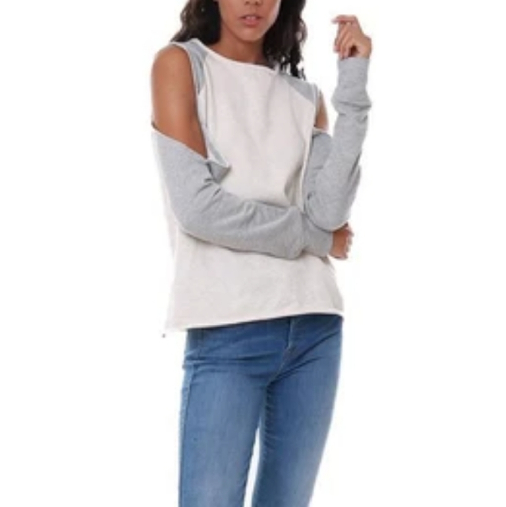 NWT cold shoulder gray Storia sweater